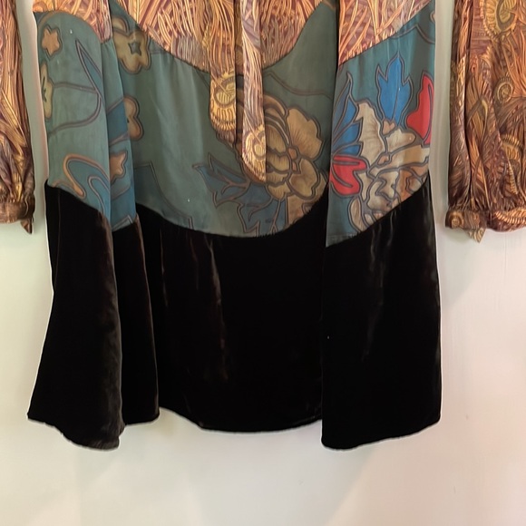 Vintage silk and Velvet dress or top - Picture 3 of 5
